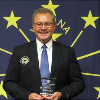 Dr Nossett Receives Golden Siren Award